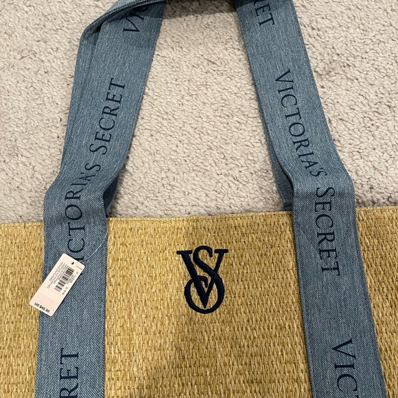 Victoria’s Secret straw tote beach bag, NWT - Picture 3 of 6